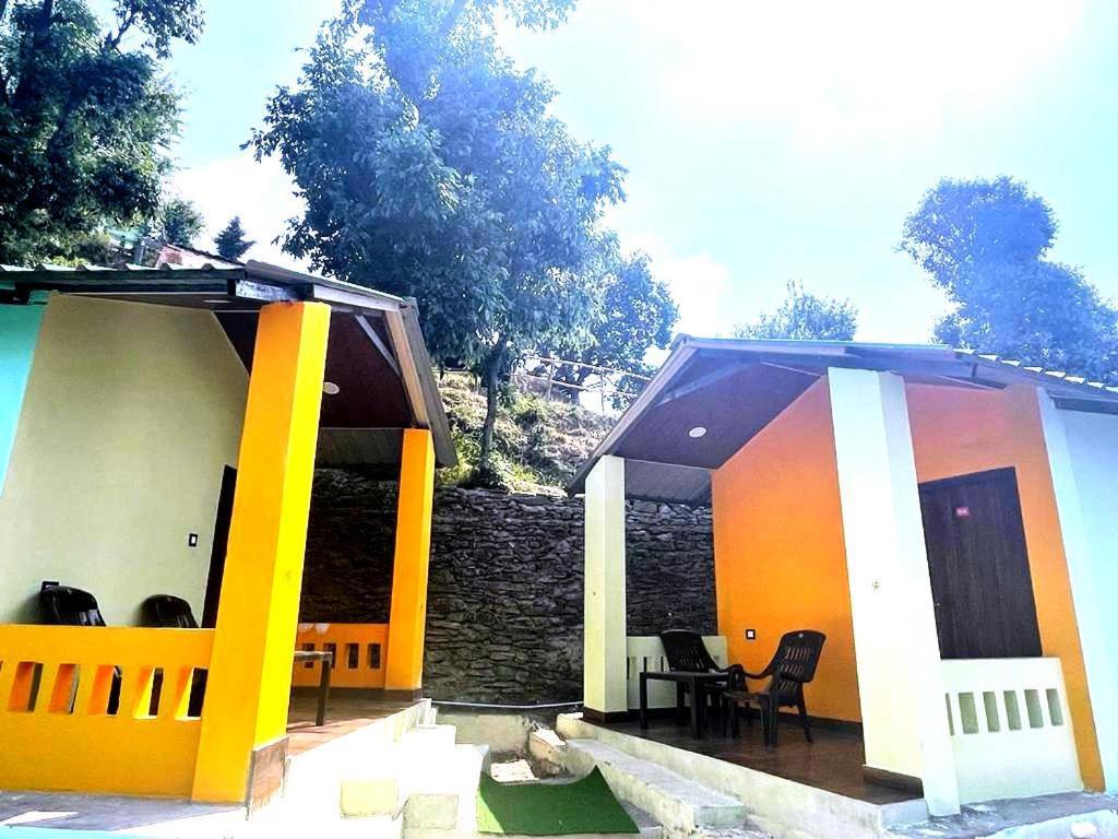 Drona Hills Resorts Kanatal Extérieur photo