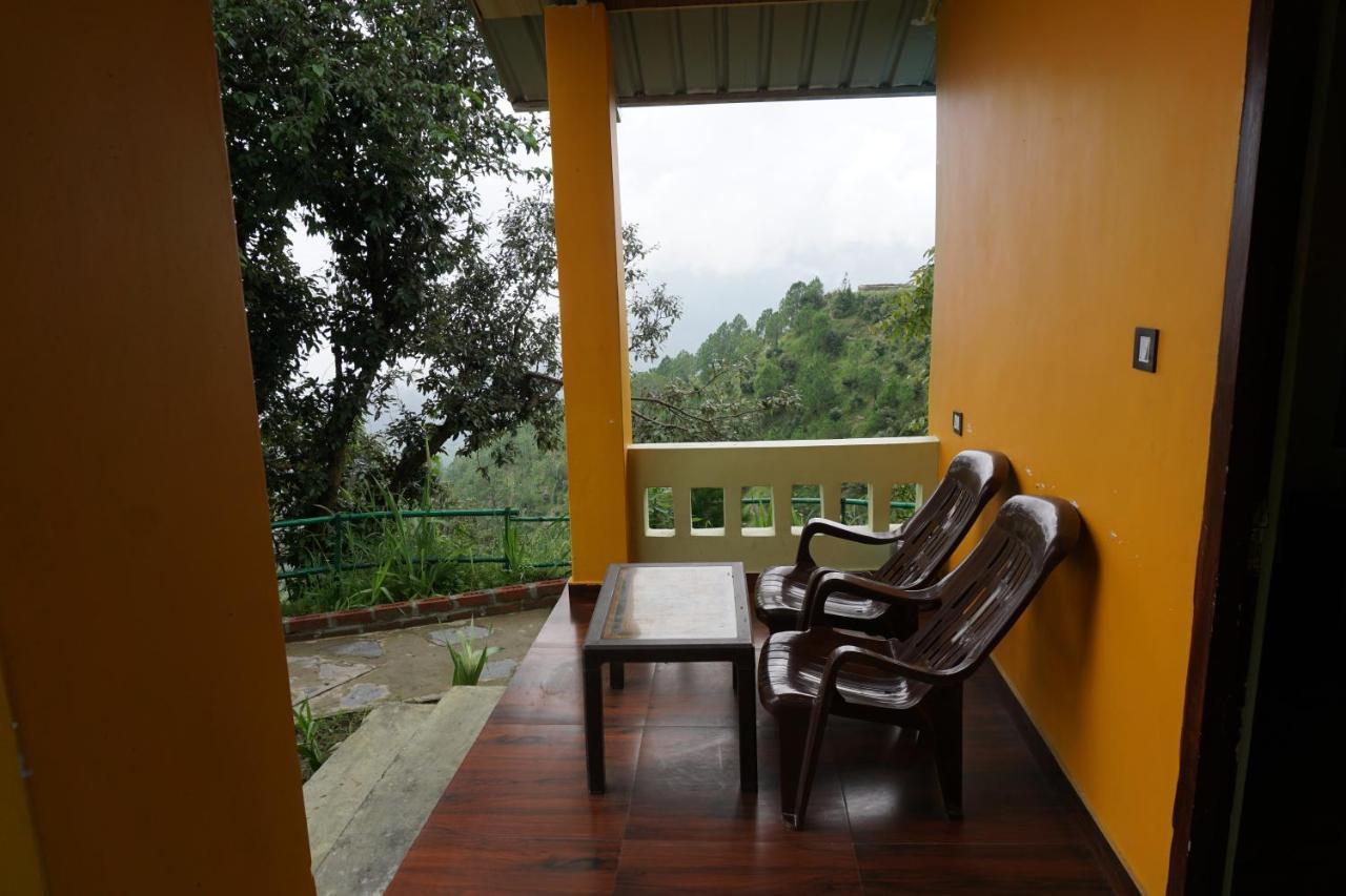 Drona Hills Resorts Kanatal Extérieur photo