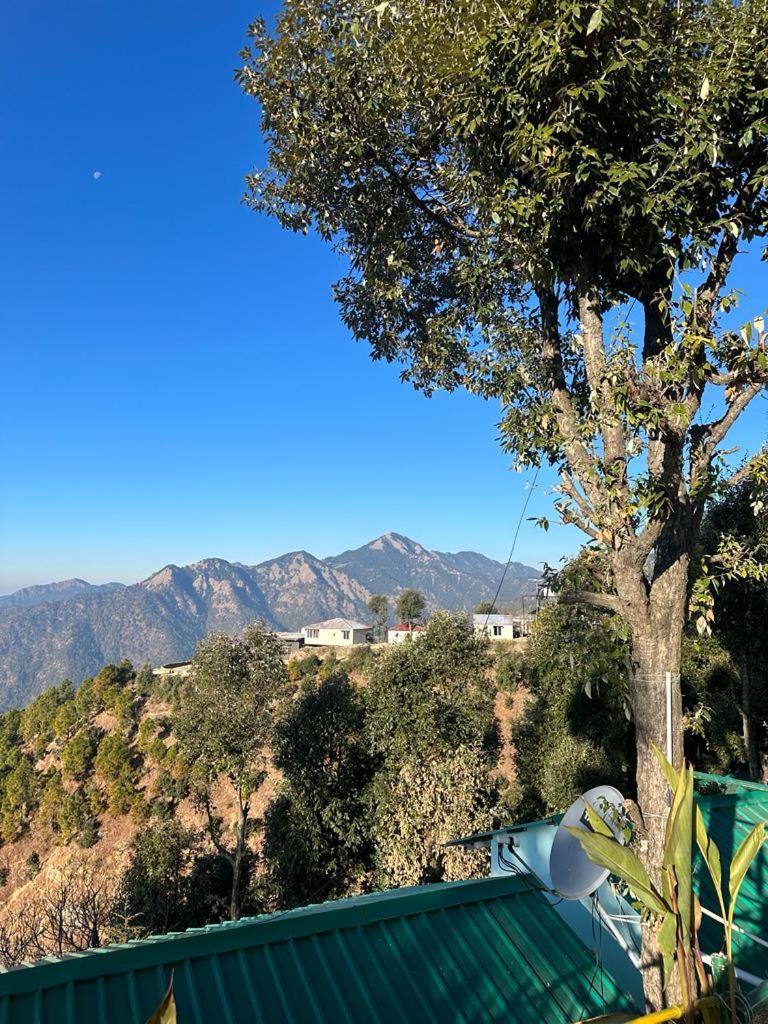 Drona Hills Resorts Kanatal Extérieur photo
